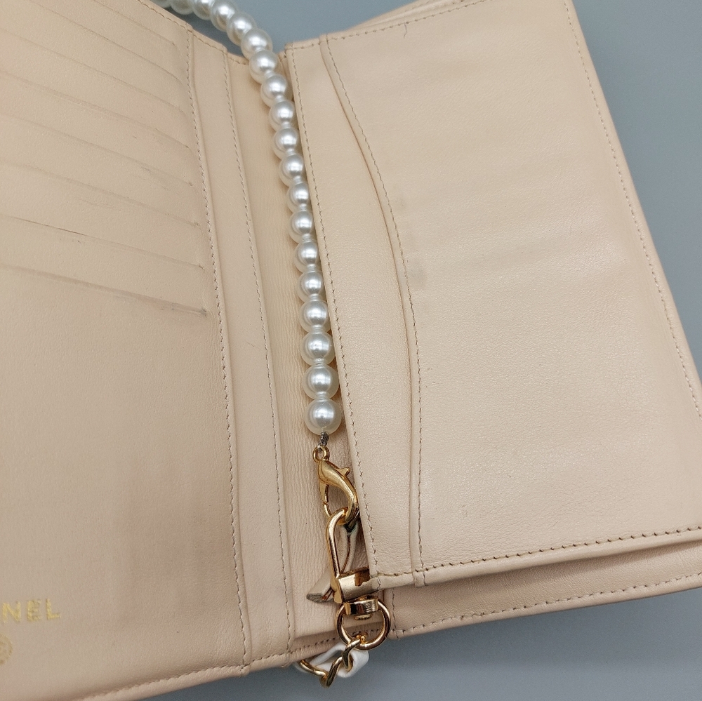 🖤CANEL Gold Metallic Quilted Leather Wallet/Clutch🖤 - Picture 14 of 17